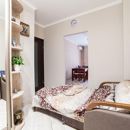 Lviv Land Apartment Bagian luar foto