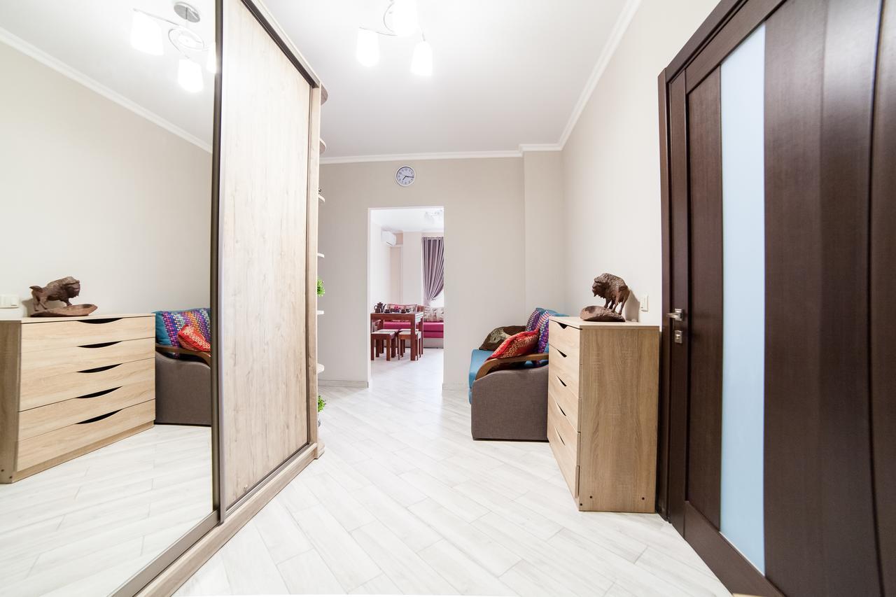 Lviv Land Apartment Bagian luar foto